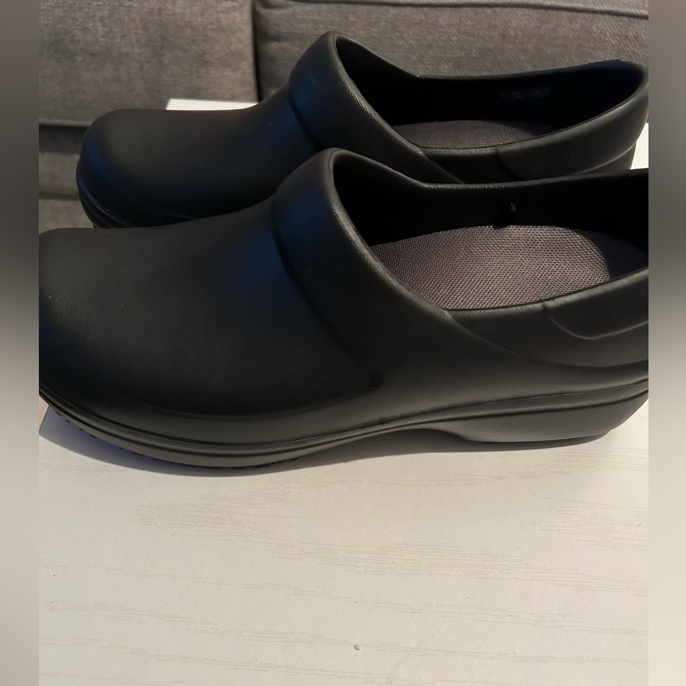 Work Clogs - Picture 3 of 5